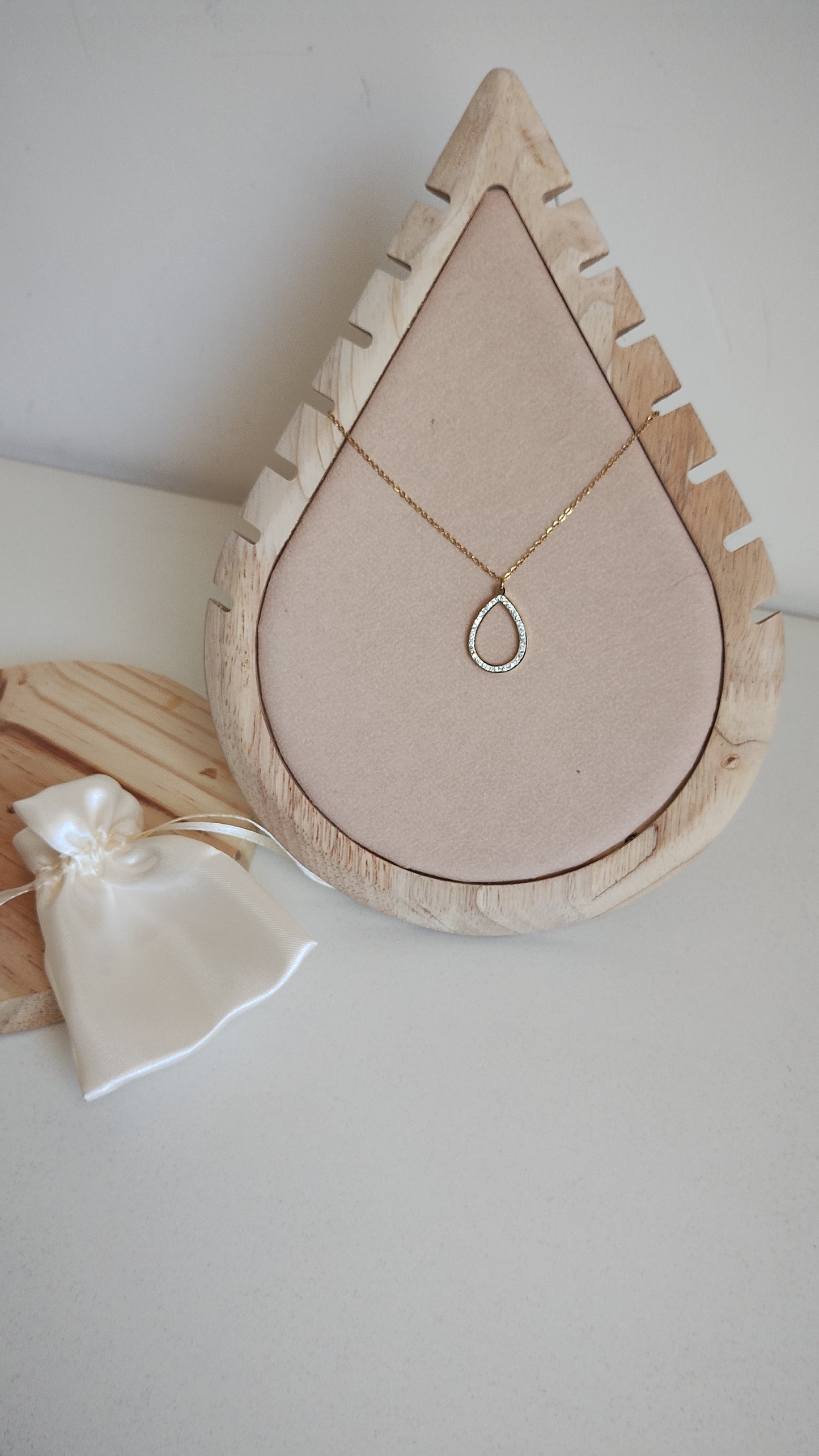 Colares linha Gold 18k