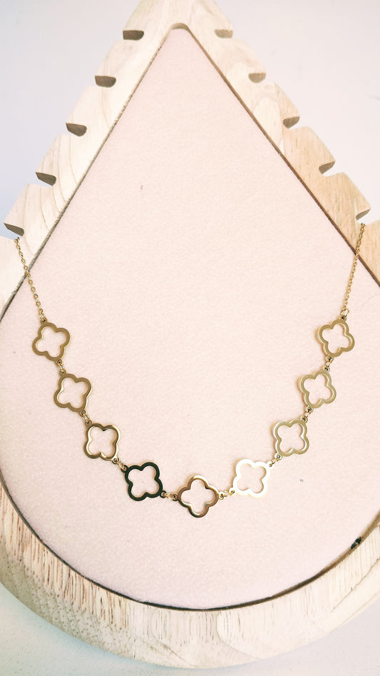 Colar 9 trevos, linha Gold.