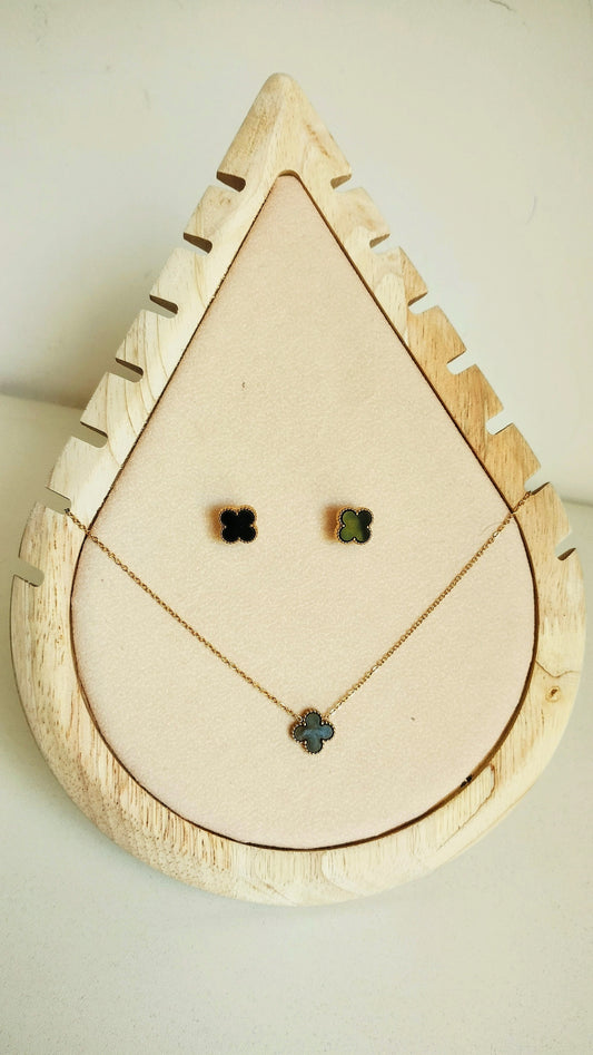 Conjunto Brinco e Colar Trevo